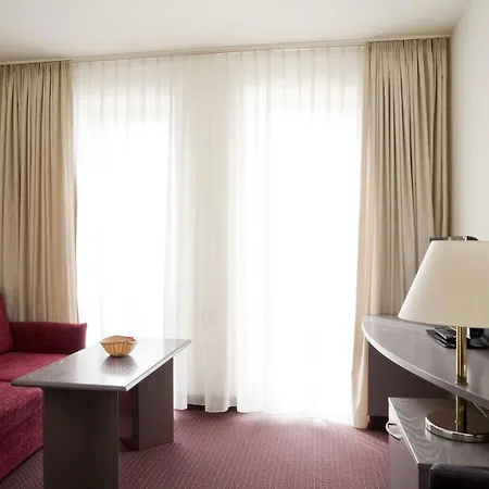 Otel Erfurter Tor 3*